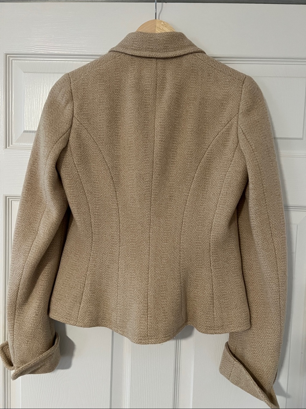 Ralph Lauren Wool-Blend Tailored Blazer - Picture 2 of 4